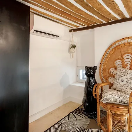 Appartamento Incredible Loft In Vieil With Ac Antibes