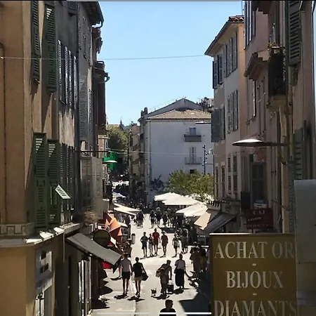 Appartamento Incredible Loft In Vieil With Ac Antibes